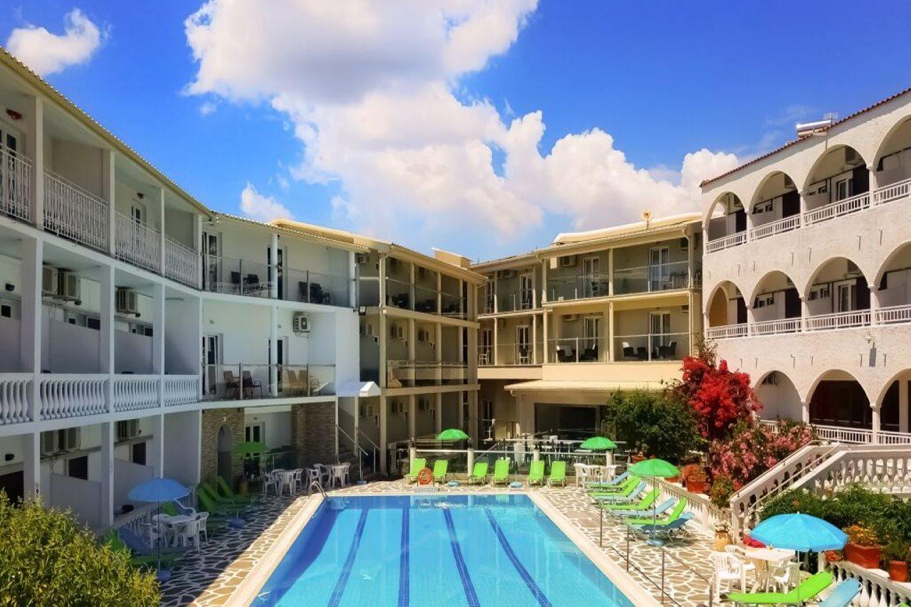 Gouvia Hotel Exterior photo